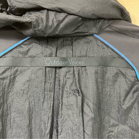 Outdoor Voices FrostKnit Hoodie Quarter zip pullover hoodie jacket. - Picture 9 of 12
